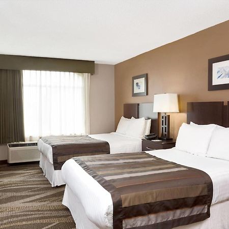 מלון Wingate By Wyndham Raleigh Durham / Airport מראה חיצוני תמונה